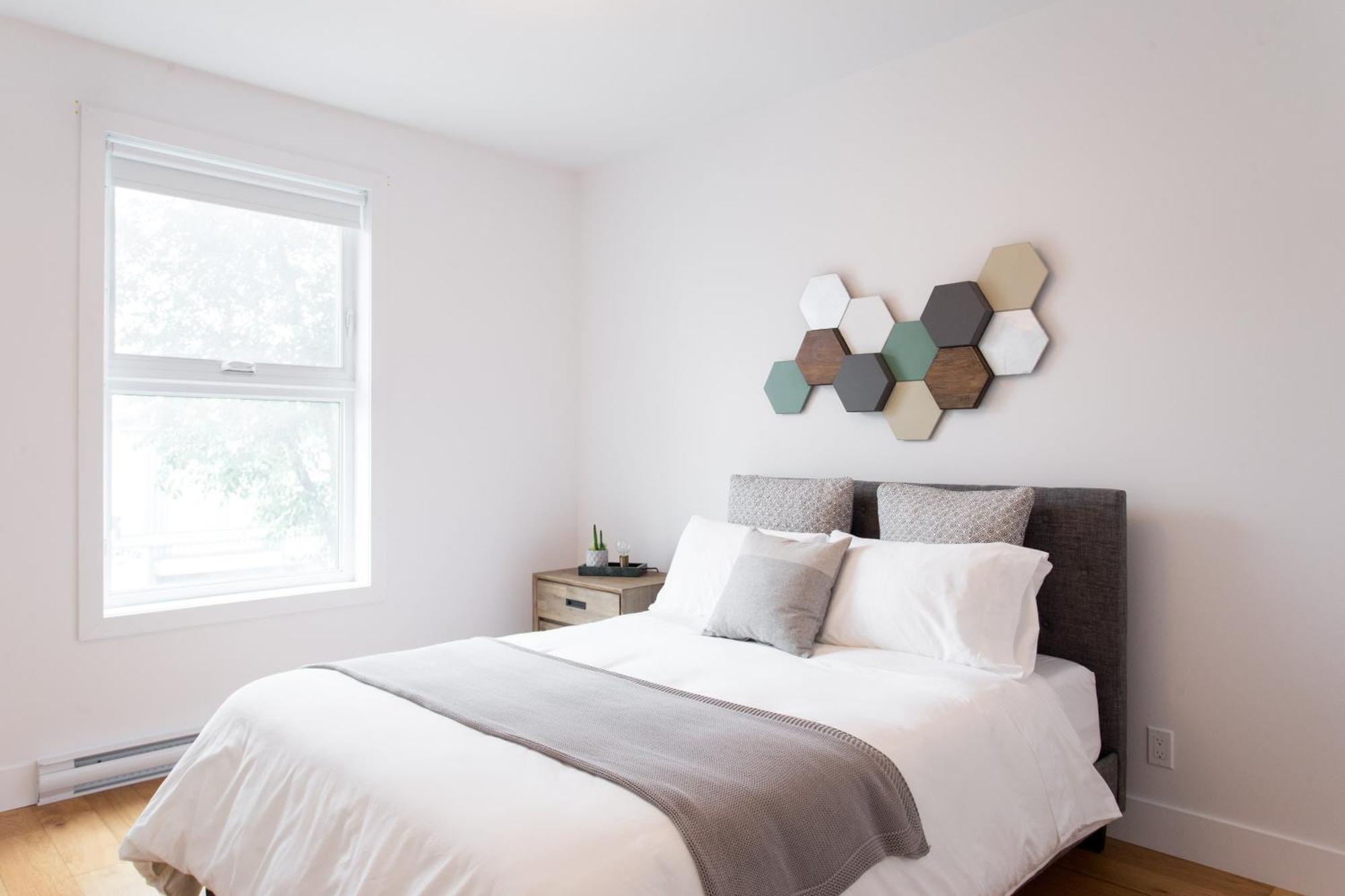 Hip, Stylish Apartment In Little Italy By Den Stays A Montreal Pokoj fotografie