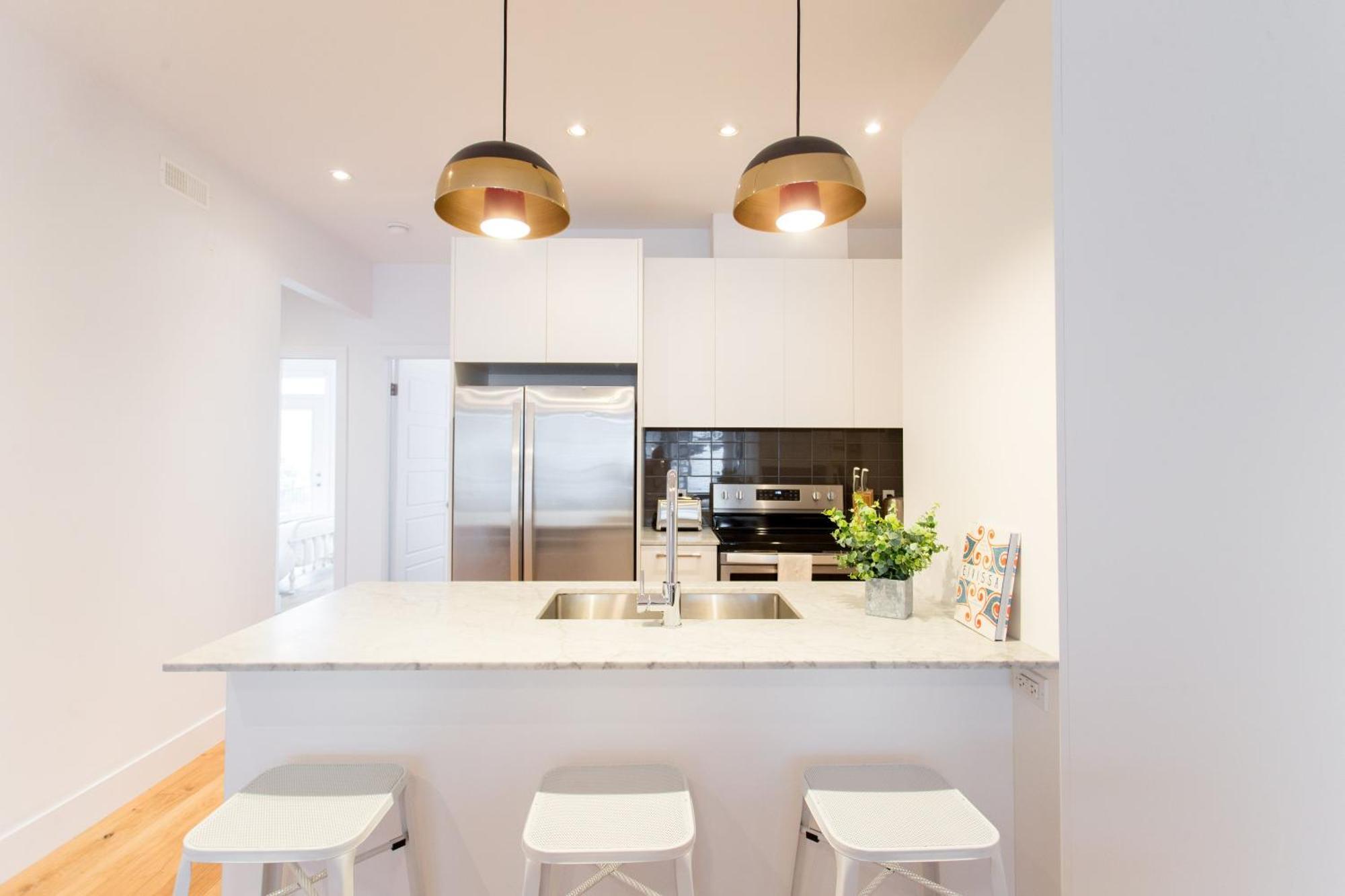 Hip, Stylish Apartment In Little Italy By Den Stays A Montreal Pokoj fotografie